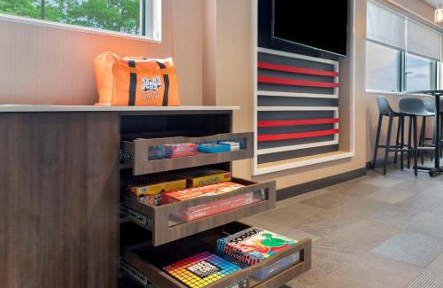Lincoln Hotel | Experience Tru By Hilton Lincoln East: Rated 9.4/10 Stay