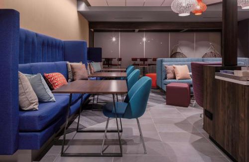 Lynchburg Hotel | Top-Rated Stay at Tru By Hilton Lynchburg, VA with Hot Tub
