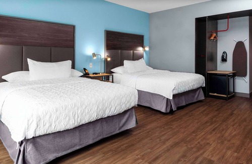 Manteca Hotel | Discover Tru By Hilton Manteca: Rated 9.4 with Great Amenities