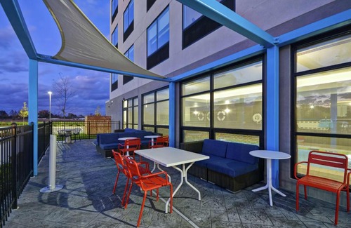 Mason Hotel | Pet-Friendly Comfort at Tru By Hilton Mason King's Island