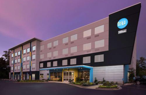 McDonough Hotel | Relax at Tru By Hilton McDonough with Great Amenities