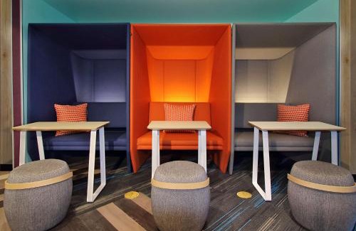 Meridian Hotel | Discover Tru By Hilton Meridian: Pet-Friendly & Pool Access