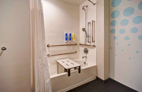 North Platte Hotel | Discover Tru by Hilton North Platte: Family-Friendly Stay