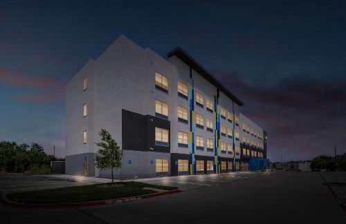 Plano Hotel | Budget-Friendly Stay at Tru by Hilton Plano Hwy 75