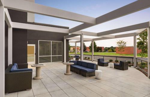 Ringgold Hotel | Discover Tru By Hilton Ringgold: Poolside Comfort Awaits