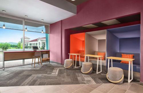 Ringgold Hotel | Discover Tru By Hilton Ringgold: Poolside Comfort Awaits