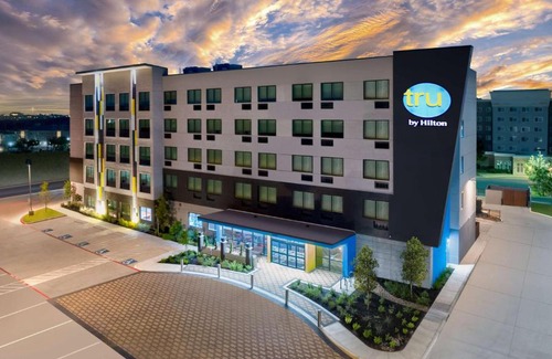 Far North Central Hotel | Welcoming Tru By Hilton San Antonio: Family-Friendly Stay