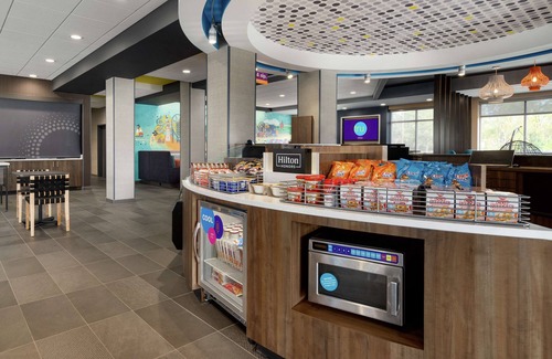 Sandusky Hotel | Eco-Friendly Comfort at Tru by Hilton Sandusky, OH