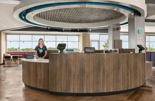 Sebring Hotel | Discover Tru By Hilton Sebring: Pet-Friendly & Family-Ready
