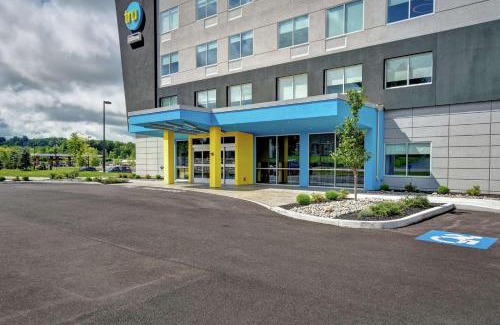 Camillus Hotel | Pet-Friendly Comfort at Tru By Hilton Syracuse-Camillus