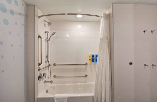 Galeville Hotel | Top-Rated Tru By Hilton Syracuse North with Great Amenities