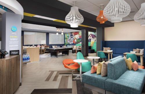 Tallahassee Hotel | Pet-Friendly Retreat at Tru By Hilton Tallahassee Central