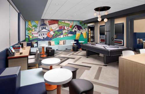 Tallahassee Hotel | Pet-Friendly Retreat at Tru By Hilton Tallahassee Central