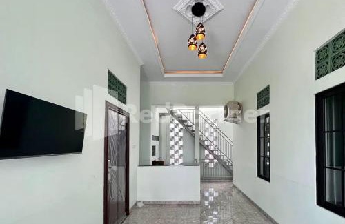 Mertoyudan Hotel | Budget-Friendly Trubus Guesthouse Syariah in Magelang