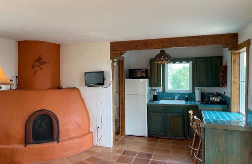 Nambe Pueblo Cabin | Cozy Truchas Mountain Casita with Kitchen & High Ratings