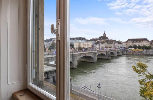 Basel City Centre Apartment | Discover Riverside Living at NEU - Citywohnung mit Rheinblick