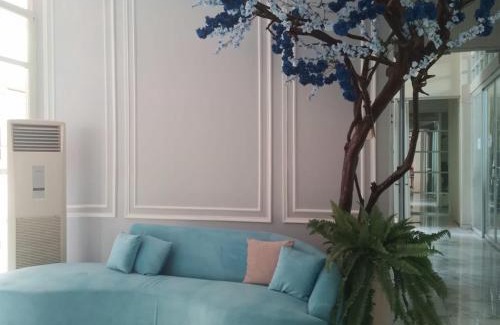 Gambir Hotel | True Blue Bunga Bunga Hotel Pasar Baru - Jakarta