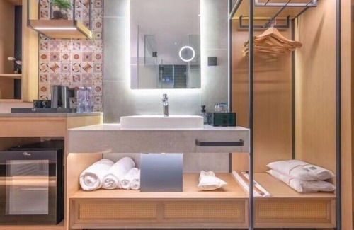 Futian Hotel | Budget-Friendly Stay at True Go Hotel Nanshan with Breakfast