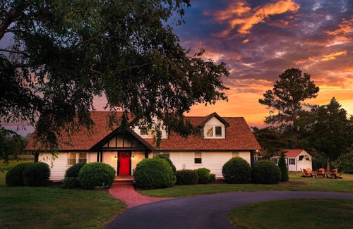 St. Michaels House | Discover Waterfront Bliss at True In-Town St Michaels