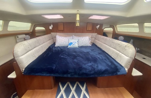 Bayfield Boat Rental | Explore the Apostle Islands with True North Sailing Adventure