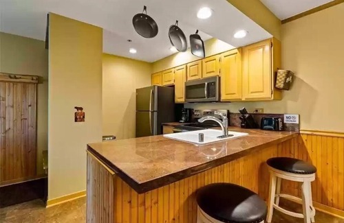 Peak 8 Condo | Ultimate Ski-in Ski-Out Retreat with Hot Tubs & Fireplaces