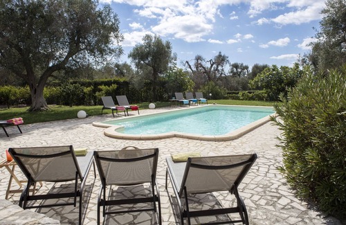 San Michele Salentino Condo | Exclusive Esclusiva Tenuta Salentina: Pet-Friendly Retreat