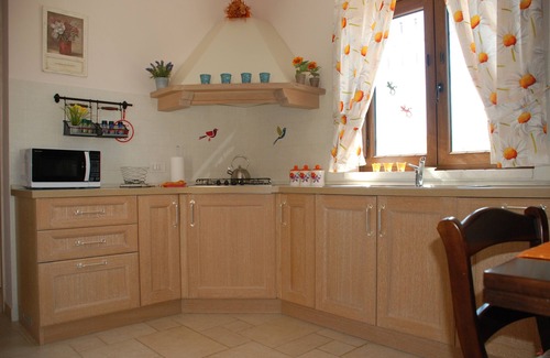 Alberobello Villa | Trulli Bianchi: Private Pool & Panoramic Views Await You