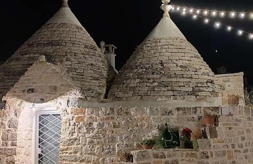 Castellana Grotte Villa | Trulli di Titti Country House: Oceanfront Bliss Awaits