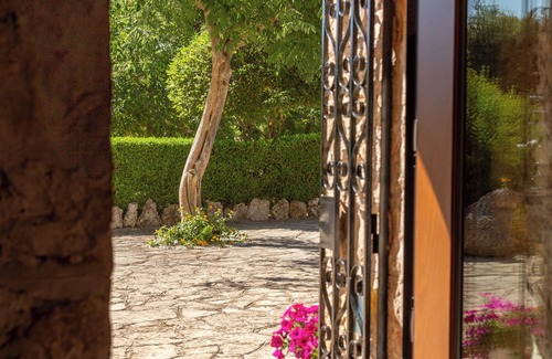 Ceglie Messapica Villa | Trulli Inn Villa: Private Pool, Garden & Exceptional 10/10 Rating