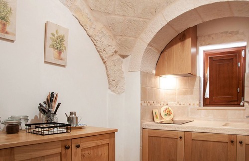 Locorotondo House | Trulli Loco: Guest Rated 10/10 with Pool & Pet-Friendly Stay