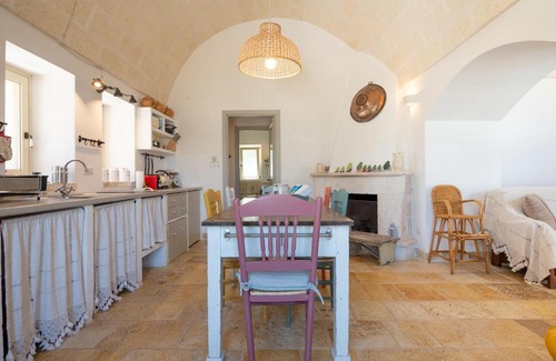 Locorotondo House | Trulli Macco: Guest Rated 10/10 with Hot Tub & Pet Friendly
