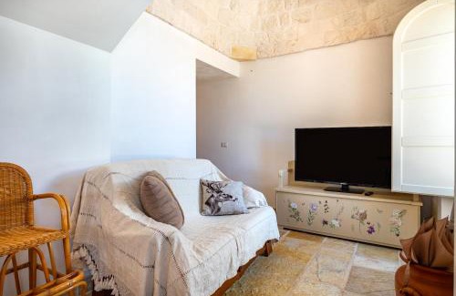 Locorotondo House | Trulli Macco: Guest Rated 10/10 with Hot Tub & Pet Friendly