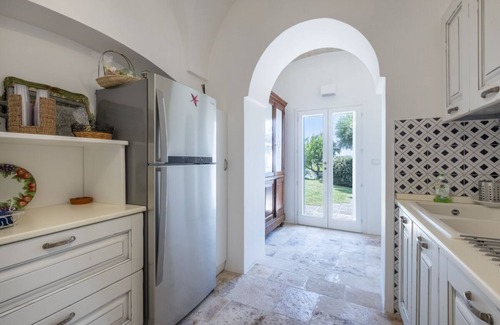 Laureto Villa | Trulli Silvana Villa - Family-Friendly Retreat with Pool