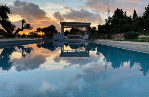 Cisternino House | Discover TRULLI TERRA DI MEZZO: Pet-Friendly Oceanfront Escape