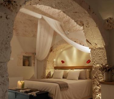 Castellana Grotte Villa | Premier Trulli Terra Viva: 5-Star Stay with Unique Amenities