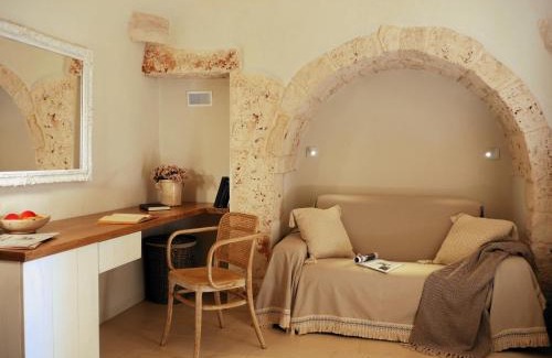 Castellana Grotte Villa | Premier Trulli Terra Viva: 5-Star Stay with Unique Amenities