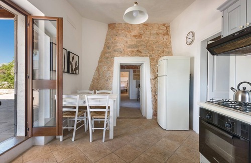 Salve House | Relax in Trulli with Pool: Perfect Family Getaway in Puglia