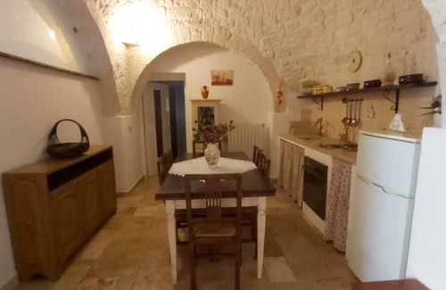 Alberobello Villa | TrulliColarossA: Ideal Retreat with Pool & Pet-Friendly Perks