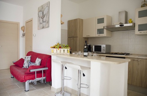 Ceglie Messapica House | Cozy Trullo & Villa with Pool, Barbecue, and Ocean Views