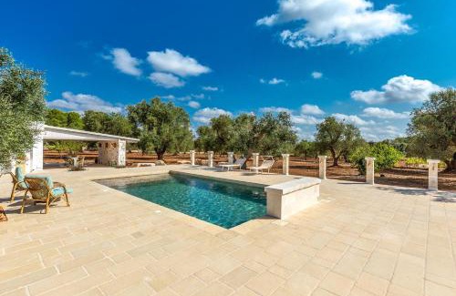 San Michele Salentino Villa | Discover Trullo Antica Puglia: 4-Star Pet-Friendly Haven