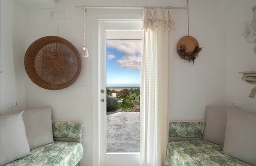 Ostuni Cottage | Experience Trullo Bello Sguardo: Family-Friendly Retreat