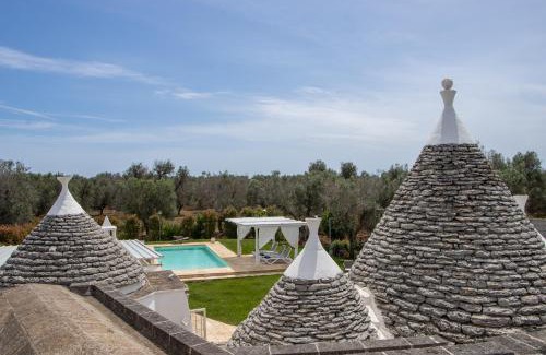 Latiano House | Discover Trullo Canicchiulo: Family and Pet-Friendly Retreat
