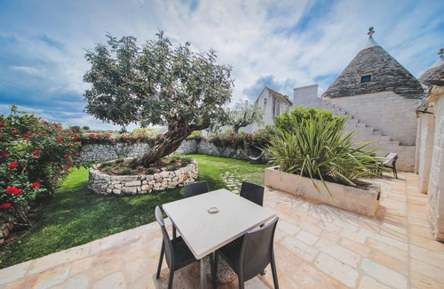 Locorotondo House | Experience Trullo Carrubo Near Locorotondo with Pool & Spa