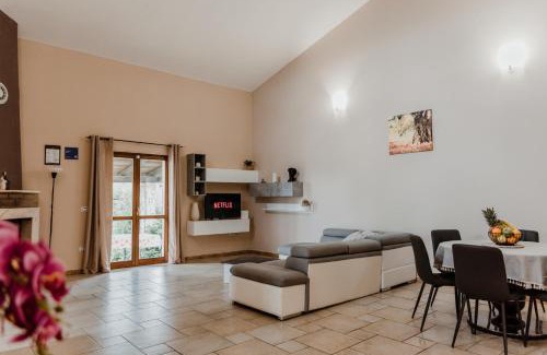Corato Villa | Eco-Friendly Trullo Della Murgia - Guest Rated 9.2