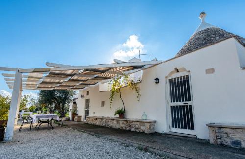 Latiano Villa | Discover Trullo Di Nonna Cecca - 4-Star Pet-Friendly Retreat