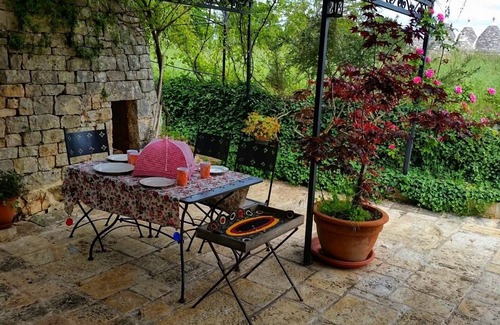 Cisternino Villa | Trullo: Ideal for Vacation with Smart Work Amenities