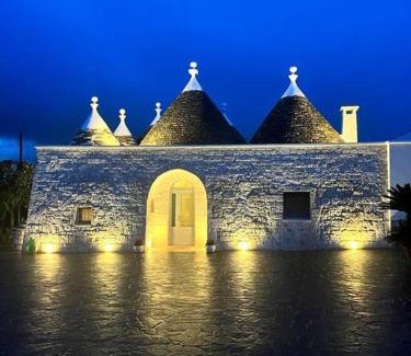 Specchiaruzzo House | Discover Trullo in Vigna: Family-Friendly with Ocean Views