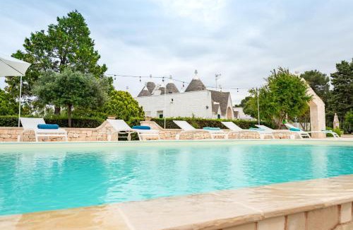 Specchiaruzzo Apartment | Tranquil Trullo Suite in Masseria - Guest Rated 9.8