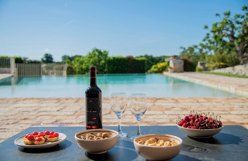 Locorotondo House | Discover Trullo Screw: Relax Near Locorotondo's Charm