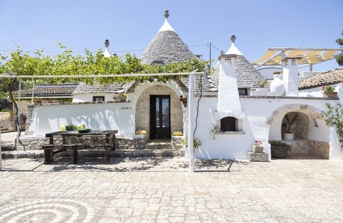 Ceglie Messapica Villa | Trullocinquepunte: Private Pool & Oceanfront Bliss